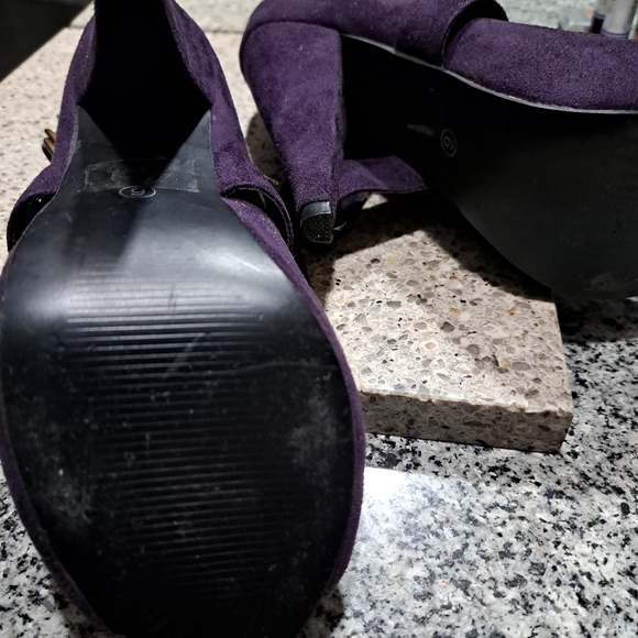 Purple heels - Picture 2 of 2